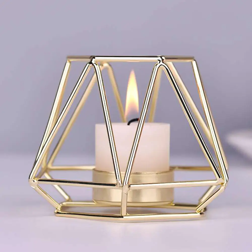 

Nordic Style Wrought Iron Geometric Candle Holders Home Decoration Metal Crafts Candlestick Romantic Candle Cup