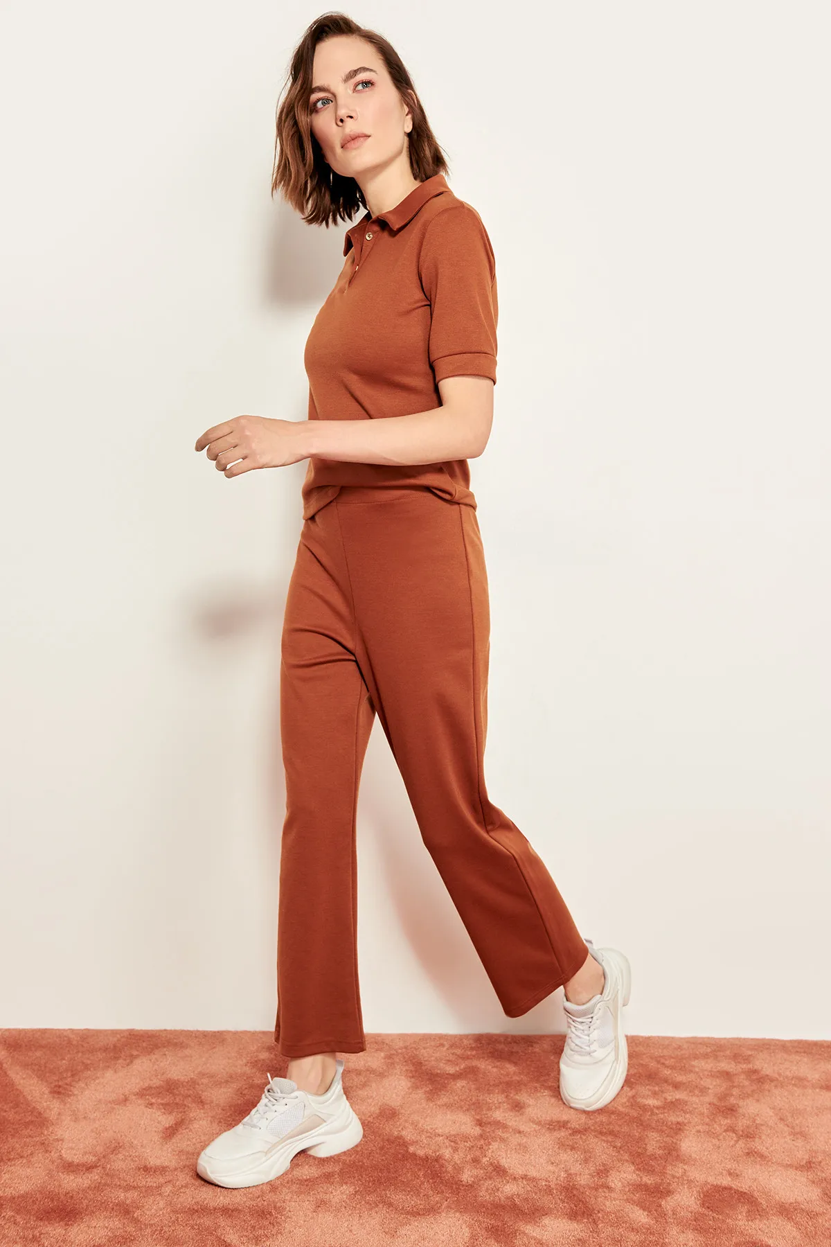 

Trendyol Cinnamon Articulated Wheel Knit Pants TCLSS19OS0008