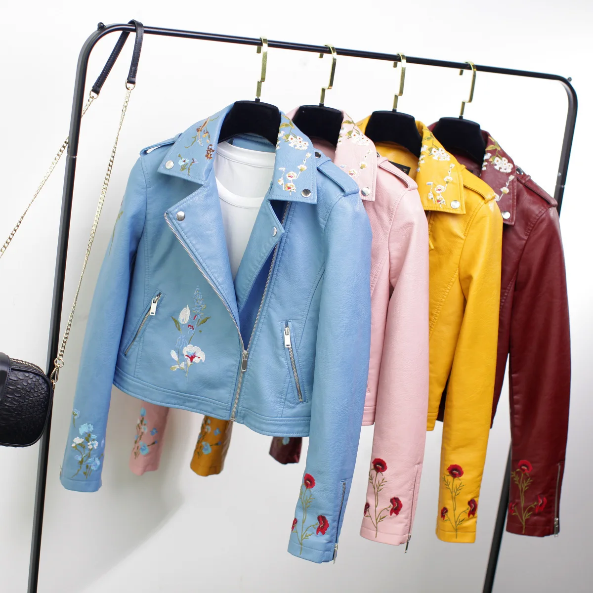 

New Fashion Floral Embroidery Leather Jacket Women Soft Faux PU Coat Slim Turn-Down Collar Jackets Ladies PVC Outwear Pink Blue