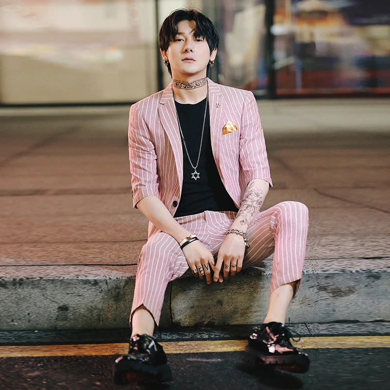 2 Piece Suit Party Dress Abito Uomo Cerimonia Coreano Mens Prom Suit 2019 Mens Slim Fit Prom Tuxedos Mens Pinstripe Suits Roses 2 Piece Suit Party Dress Abito Uomo Cerimonia Coreano Mens Prom Suit 2019 Mens Slim Fit Prom Tuxedos Mens Pinstripe Suits Roses