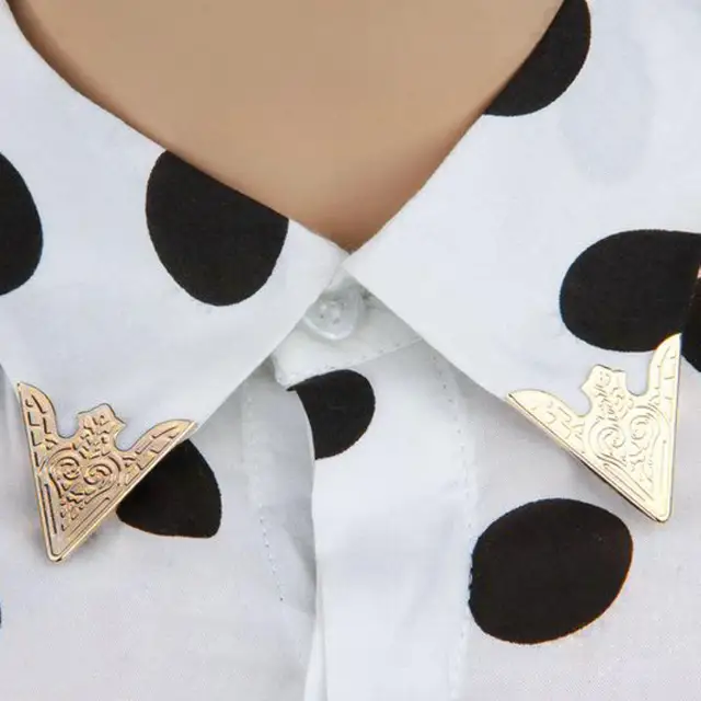 2 Pairs Shirt Collar Clip Retro Antiqued Punk Metallic Light Gold White