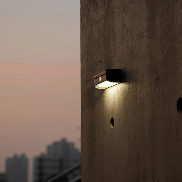

0.5W Solar Energy Light Control Wall Lamp Light Sensor Turn on in Dark Automatically Solar Wall Lamp For Outdoor Waterproof