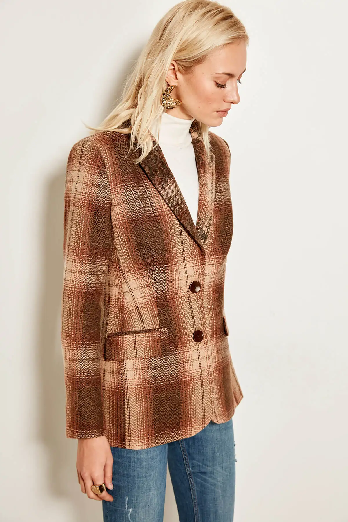 Trendyol Brown Floral Patterned Plaid Jacket TOFAW19XM0052-in Blazers from Women's Clothing on 
