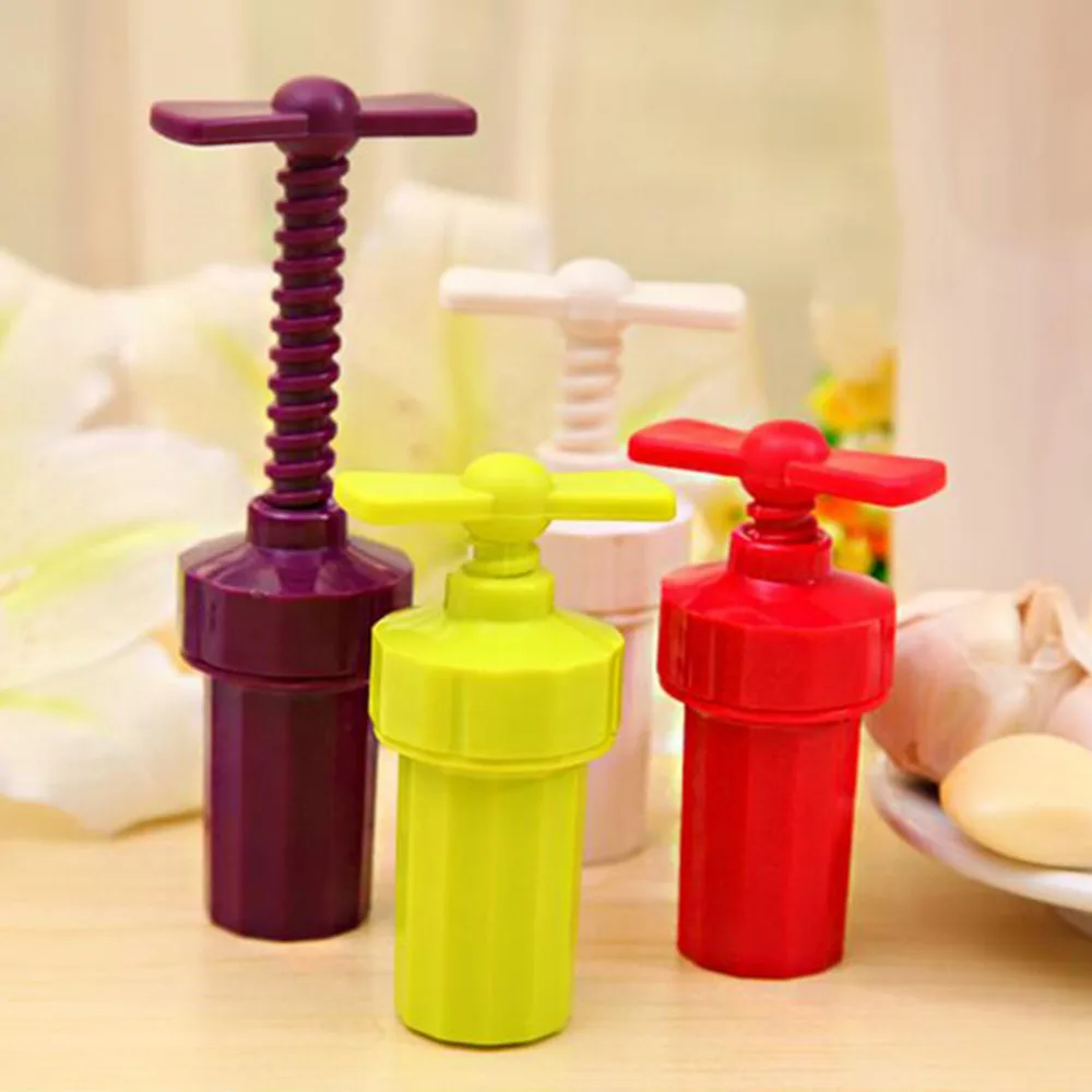 Kitchen Ginger Garlic Manual Press Twist Cutter Crusher Cooking Tool