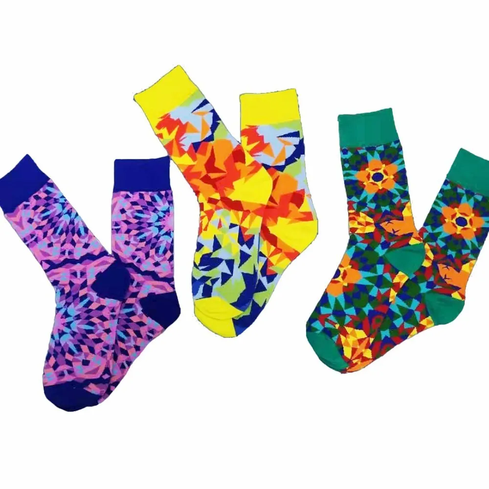 

PEONFLY Brand Quality Mens Happy Socks Heart Big flower Socks Newly Style Colorful Men Combed Cotton Tide Streetwear Socks