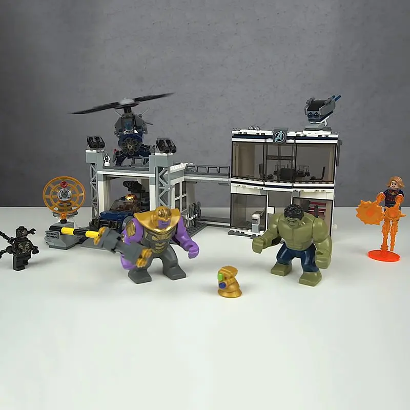 

AVENGER'S COMPOUND BATTLE LegoINGly Marvel Endgame Avengers Super Heros set Building Blocks Bricks Toys For Children Gift 07123