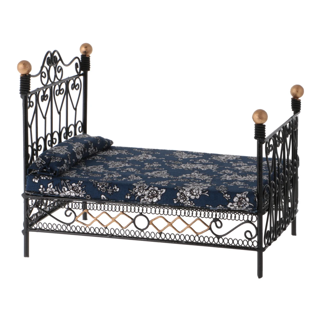 1: 12 Dollhouse Miniature Bedroom Furniture Metal Bed With Mattress Accessory Toy