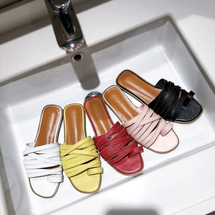 

Carole Levy 2019 New Fashion Candy Color Simple Concise Solid Woman Summer Shoes Open Toe Slipper Rome Style Student Cozy Slides