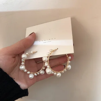 

Korea New Gold Round Circle Exaggerated Temperament C Shaped Irregularly Shaped Freshwater Pearls Pearl Earrings For Women Girl