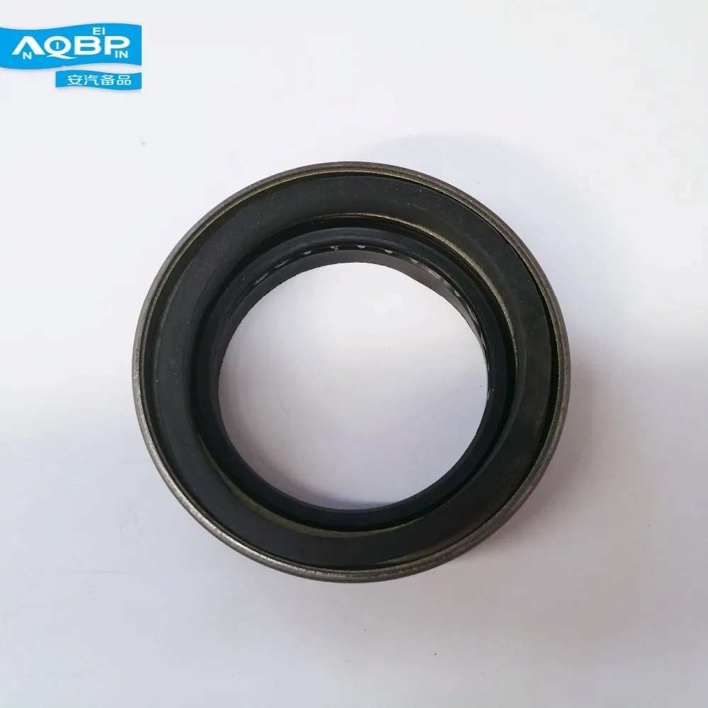 

Auto Parts of JAC Sunray Car oe 3104104-R101 Inside the front wheel hub bearing assembly oil seal discovery 3
