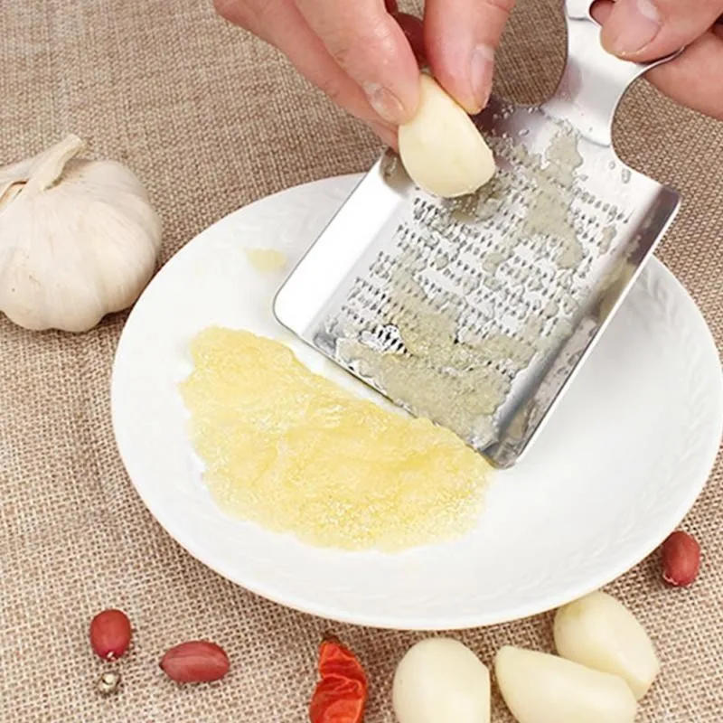 

Kitchen Ginger Grater Vegetable Ginger Garlic Grinder Manual Stainless Steel Wasabi Grinding Plate Tools Gadget Kitchen Tools