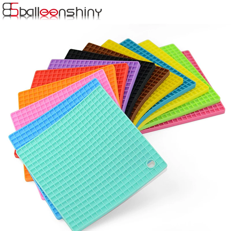 

BalleenShiny Silicone Grids Square Table Mat Kitchen Heat-insulation Thicken Bowl Dish Pad Anti-scald Sand Pan Placemat Supply