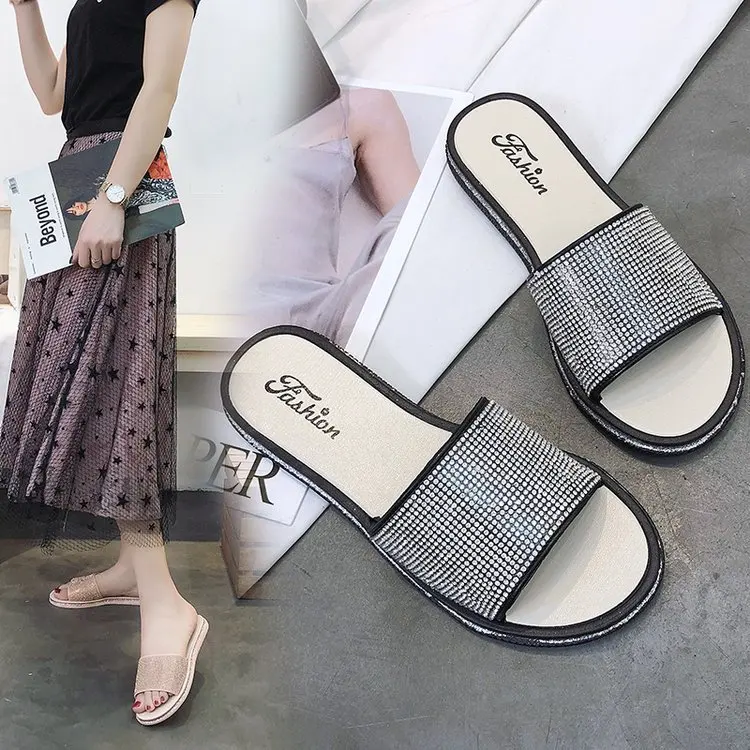 

Cross-Border Waterproof Summer Fashion Ms Crystal Slippers Soft Bottom Plastic Non-Slip Word Flat Sandals And Slippers Wholesale