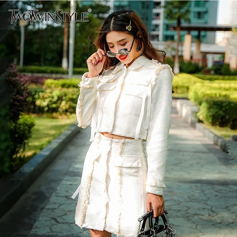 TWOTWINSTYLE твид из двух частей комплекты с длинным рукавом ленты Короткое пальто
