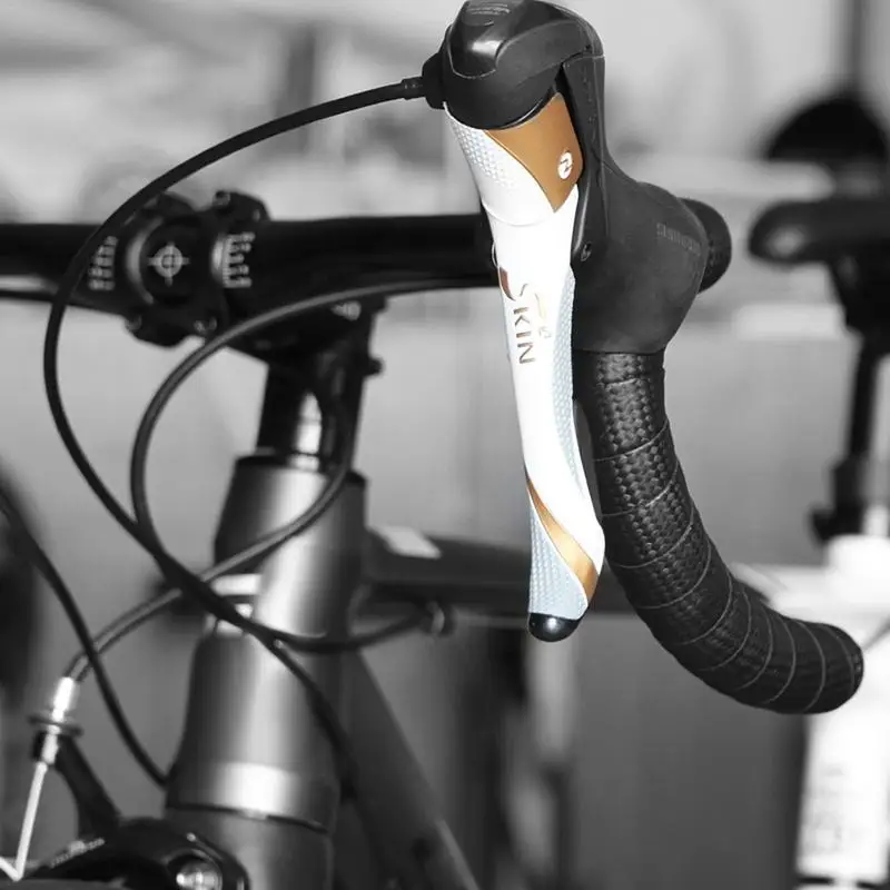 winter cycling accessories