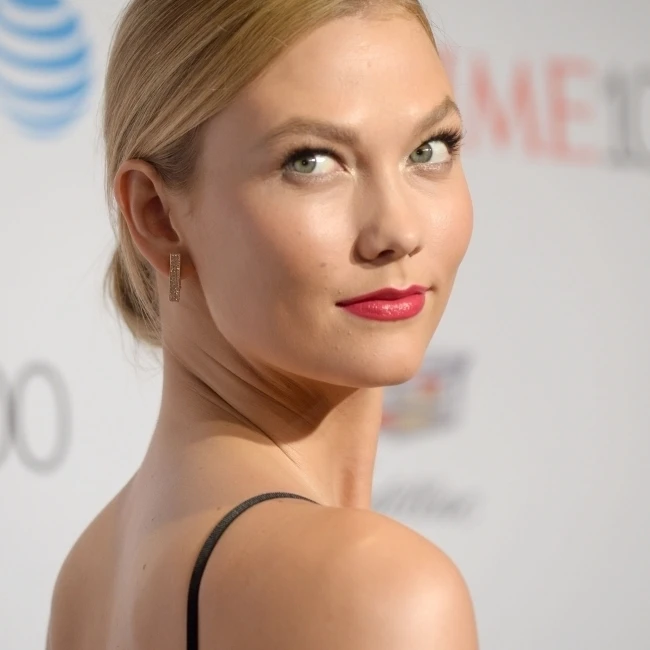 Karlie Kloss At Arrivals For Time 100 Гала ужин 2016 фото печать (8x10) | Дом и сад