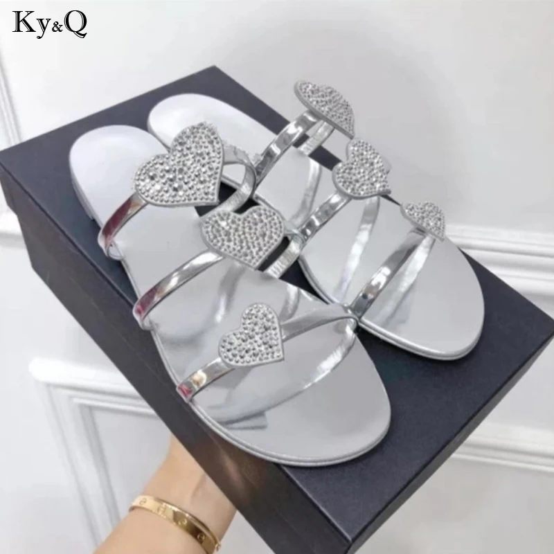 

2019 Summer New European And American Ladies Wearing A Heart-shaped Rhinestone Word With Open Toe Straps Wild Flat Sandals