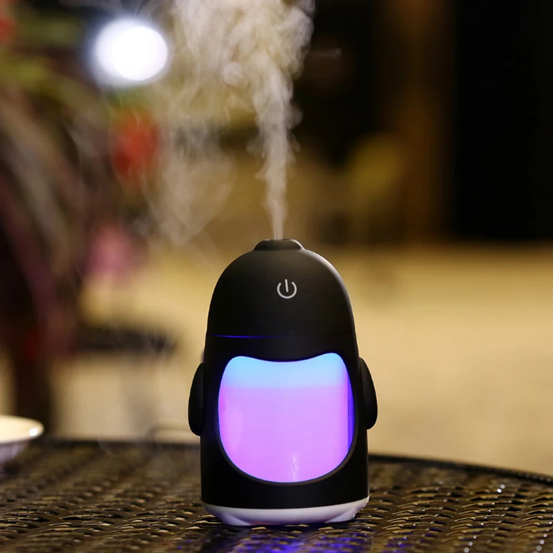 

USB Air Humidifier Sprayer Penguin Night Light Humidifier Mini Home Office Aromatherapy Machine Air Purification Gift