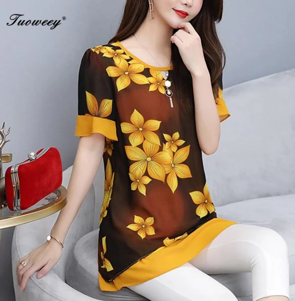 

2019 New Large size 5XL Women's Summer Chiffon Shirt Fashion Floral Loose Blouse Round neck Short-sleeved Shirt Female