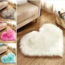 

Love Heart Shape Artificial Wool Rug Winter Warm Soft Sheepskin Area Mat Solid Color Living Room Bedroom Decor Small Carpet S3