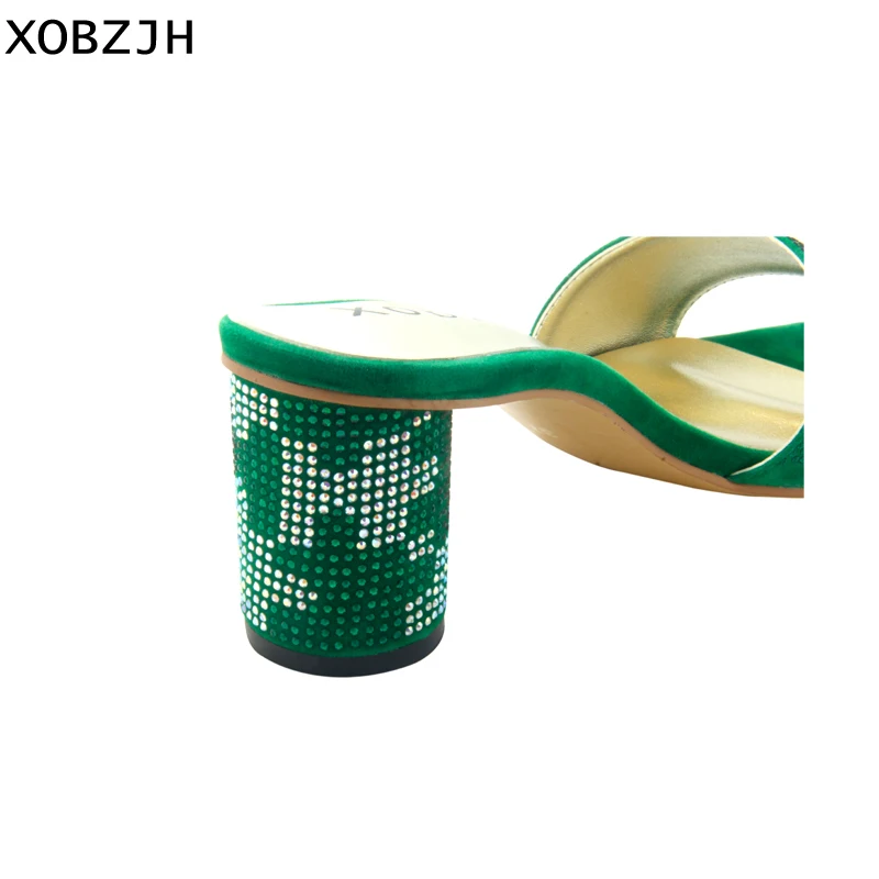 XOBZJH/Женская обувь коллекция 2019 года Роскошные Зеленые босоножки со стразами на