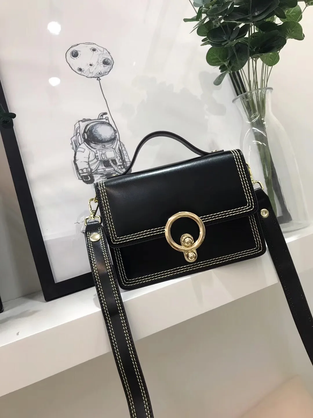 

Version of The Simple Style of Retro Split Leather 2018 New Style Hundred Lap Single Shoulder Slanting Small Hand Clutch Bag