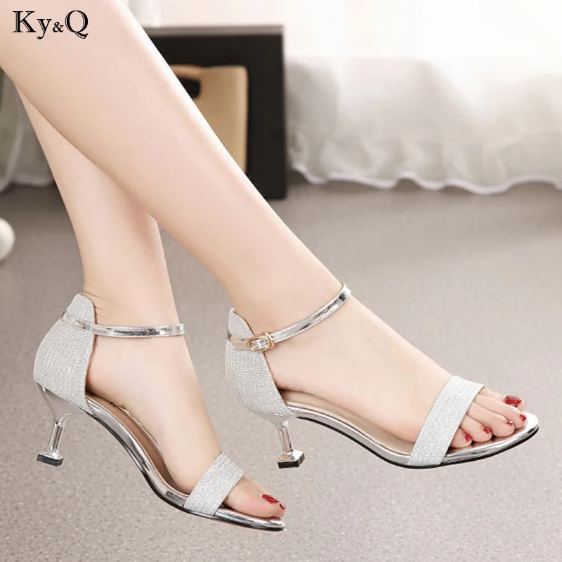 

2019 Summer New Women's Fashion Trends Buckle With Shiny Comfort Fine With Open Toe Casual With Wild Mid-heel Sandals 3-5cm