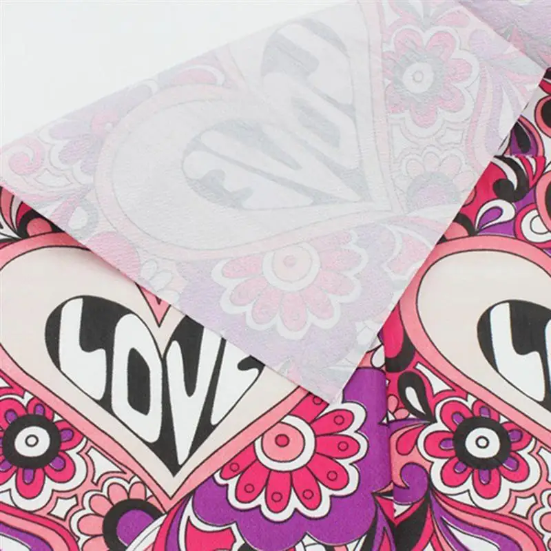 100 листов Love Heart красочные абсорбирующие одноразовые бумажные салфетки для дня рождения свадьбы вечеринки