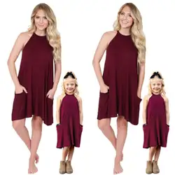 Модное платье для мамы и дочки, одинаковые комплекты для семьи, однотонное летнее платье без рукавов с воротником-стойкой