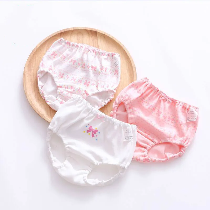 Children girls underwear Underpants Three Bar Boxed My Parents Dear Woman Baby Bread Pants Cartoon 3Pcs/lot |