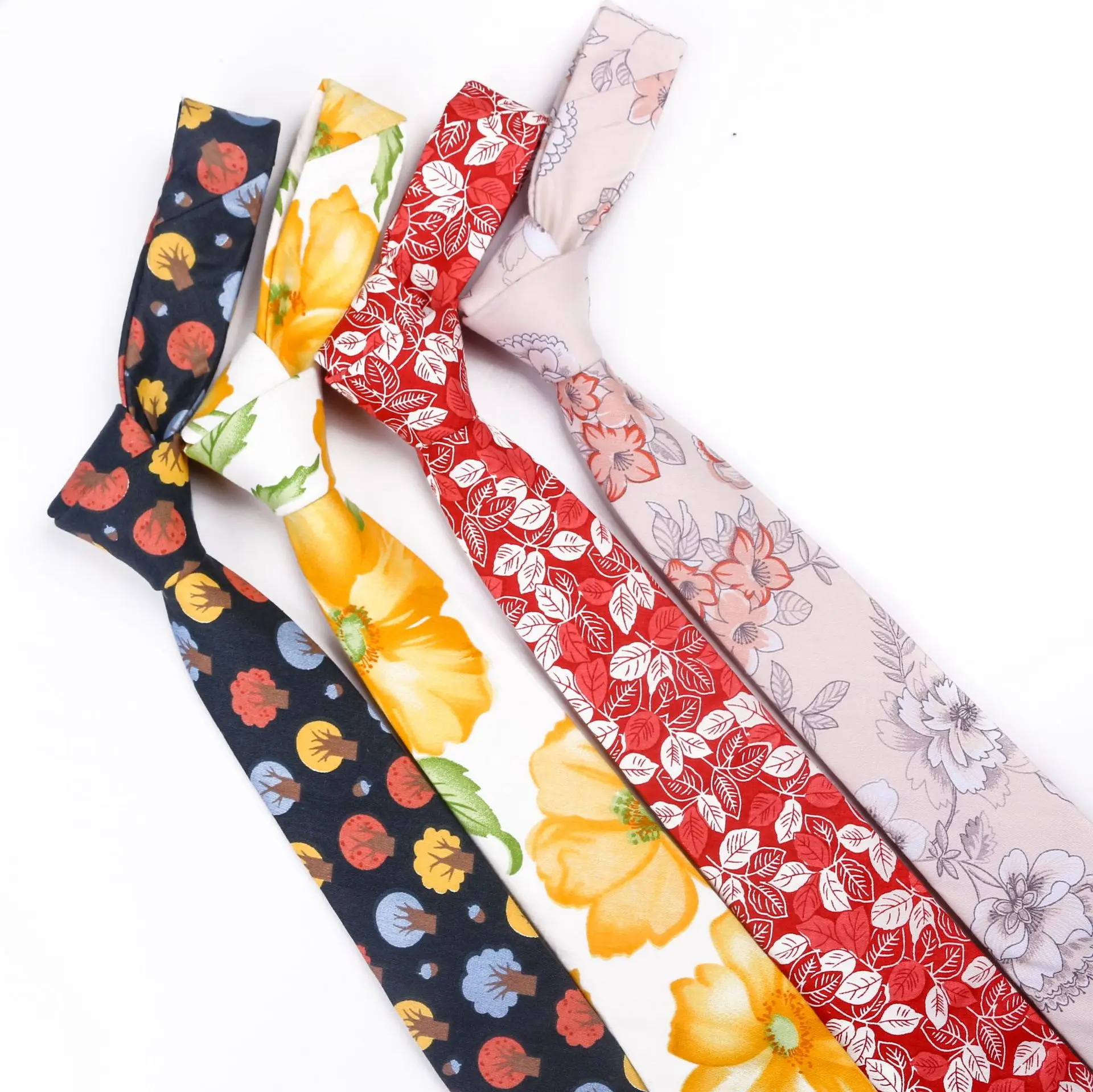 

2019 New Printed Cotton Tie Unisex European And American Flowers Garden Wind Small Fresh Tie Ladies Tie Fashion Personality