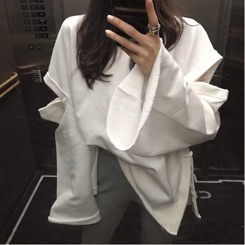 

[EWQ] 2020 Spring Autumn Round Collar New Style Batwing Sleeve White Patchwork Pullvoers Casual Loose Sweatshirt Women AD321