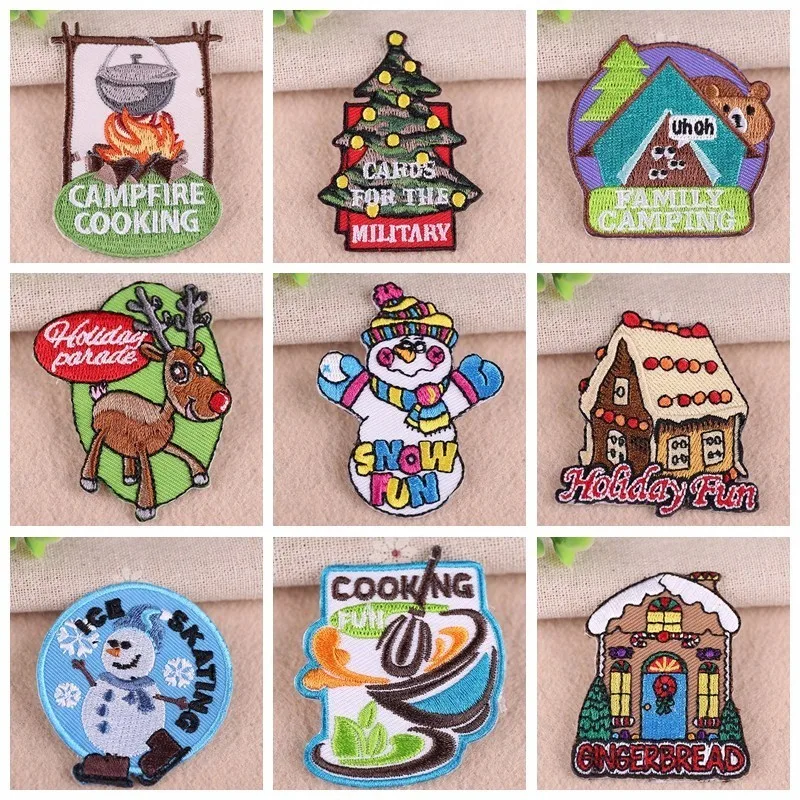 

Fine Christmas Tree Embroidery Patches 3D Diy Elk Snowman Holiday Fun Appliques Iron On Badges Decoration Clothes Stickers