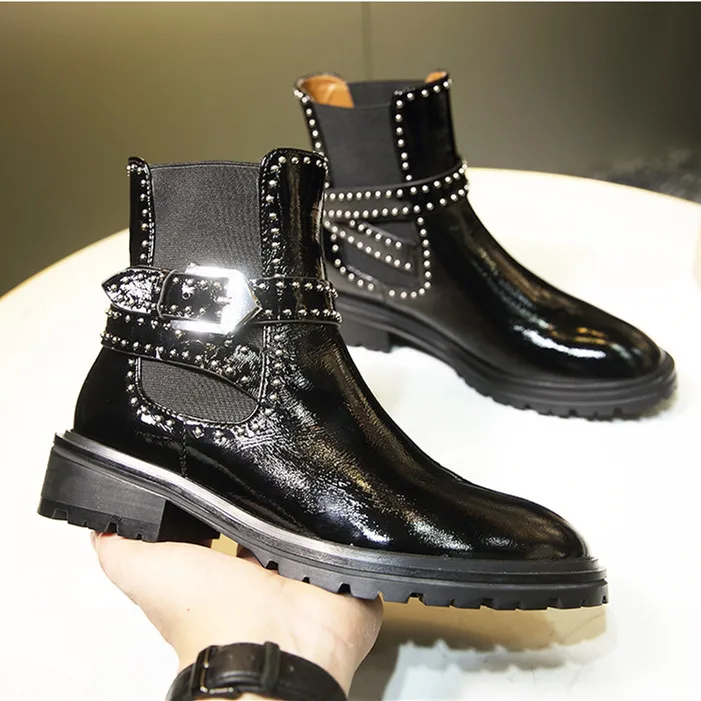 

2018 Shoes Woman Leather Low Heels Ankle Boots Rivet Metal Decor Belt Buckle Chelsea Boots Woman zapatos de mujer