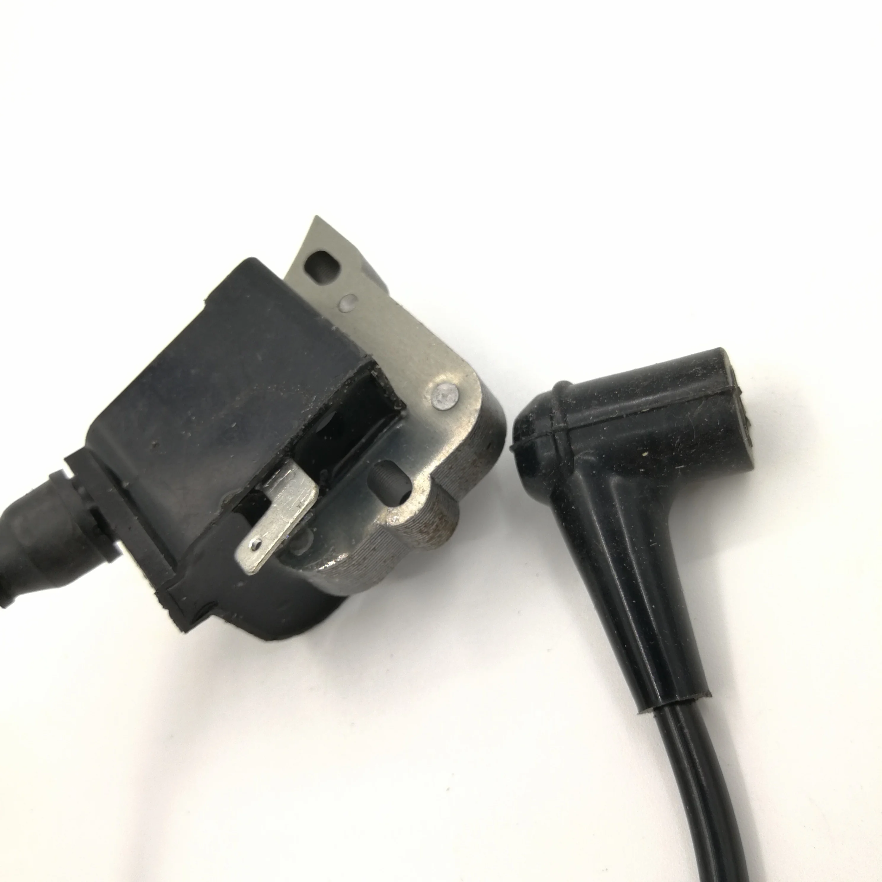

Ignition Coil Magneto For Husqvarna Chainsaw 50 51 55 61 254 257 261 262 266 268 272 XP NEW TYPE