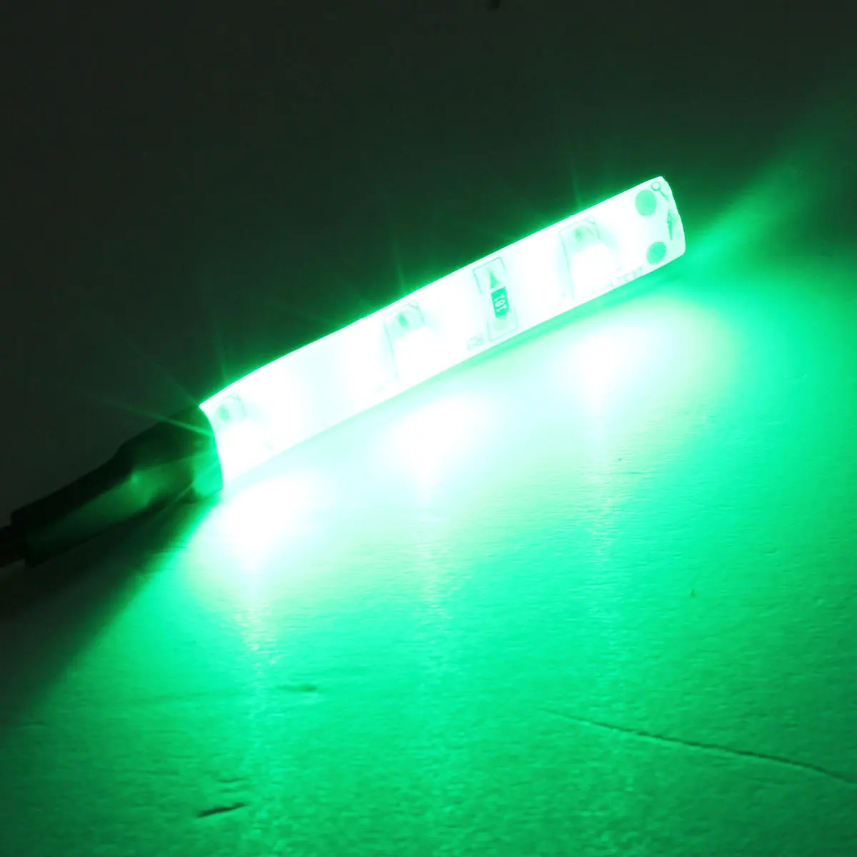 Светодиодная лента водонепроницаемая 3528 SMD IP65 12 В 3 светодиода|Декоративная