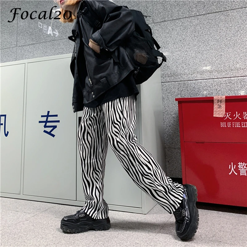 Женские прямые брюки Focal20 Harajuku с принтом зебры свободные черные и белые высокой