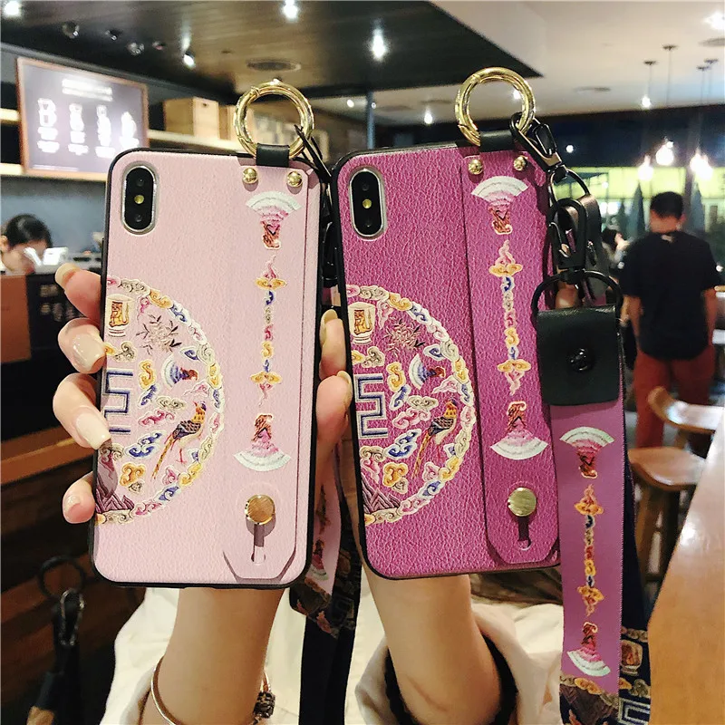 

Wrist Strap Case For Iphone X XR 6 6S 7 8 Plus XS Max Retro Palace Flower Hard PC Back Cover With Lanyard Neck Strap Stand Coque
