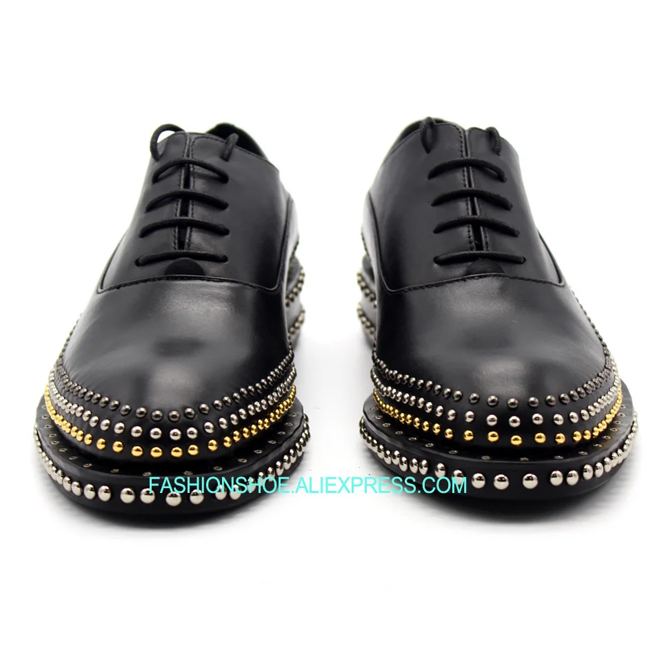 

Punk Style Rivets Brogue Shoes Flats Cow Genuine leather Men Oxfords Formal Business Shoes 2019 New Hot Spring Fall Sapatos
