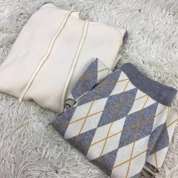 

New 2018 Autumn Winter Plaid Two Piece Sets Fashion Women Pullovers Hoodies And A-Line Skirt Knitted Sweater Suits