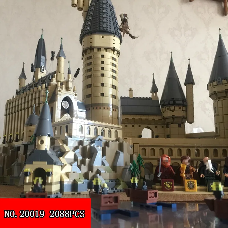 

Compatible Legoing 16060 Harry Magic Potter Hogwarts Castle School Kit Building Blocks Bricks Toy Model 6742pcs Gift