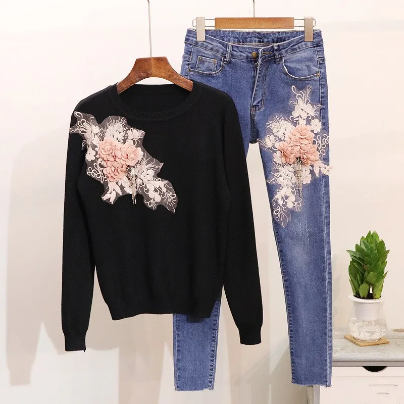 

New Autumn Women Bead Stereoscopic Flowers Two Piece Sets Casual Knitted Sweater Pencil Jeans Embroidered Suits
