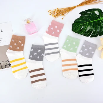

Hot 2018 Fashion New Ladies Cotton Socks Autumn Winter Striped Star students Casual Women Socks