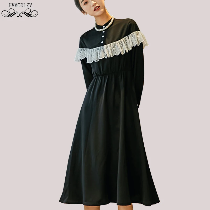 

Autumn Winter Black Maxi Dress Elegant Women 2019 New Stitching White Pleated Lace Round Neck Vintage Long Sleeve Vestidos HJ190