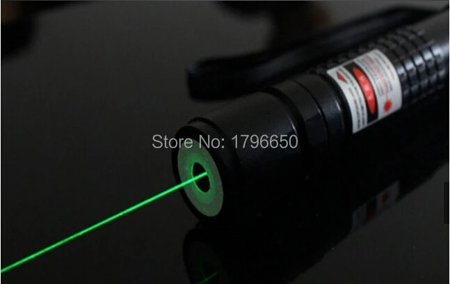 

AAA 100W 1000000m 532nm Flashlight Powerful light Green/red laser pointer lazer cannon Focus Burning Beam Match light cigars