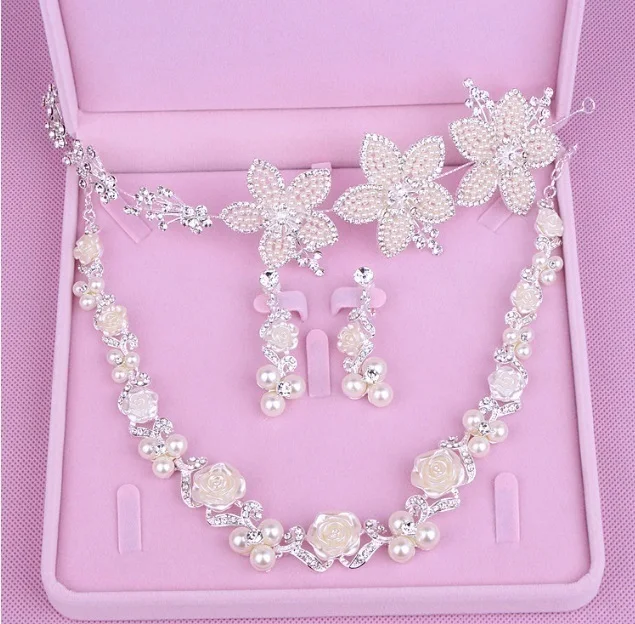 

Bride Pearl Headwear Flower Wedding Jewelery Sets Hair Decorate Necklace Earrings Charming Bride Marry Ornaments Hot Sell
