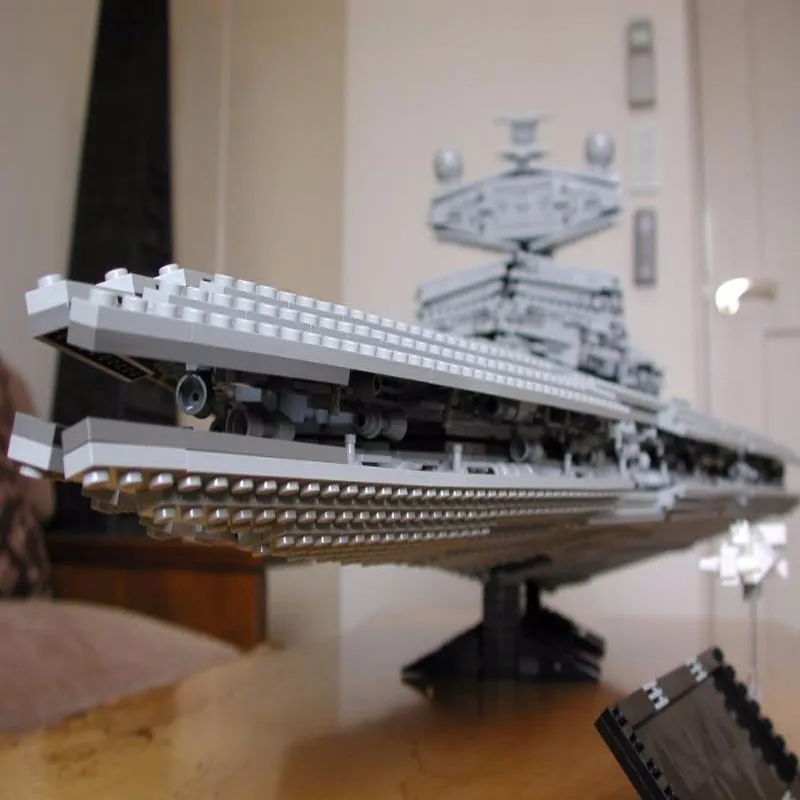 

New Lepin Block 3250pcs 05027 Quality Empire Interstellar Destroyer Star War Assembling Spelling Insert Alpinia Plastic Blocks