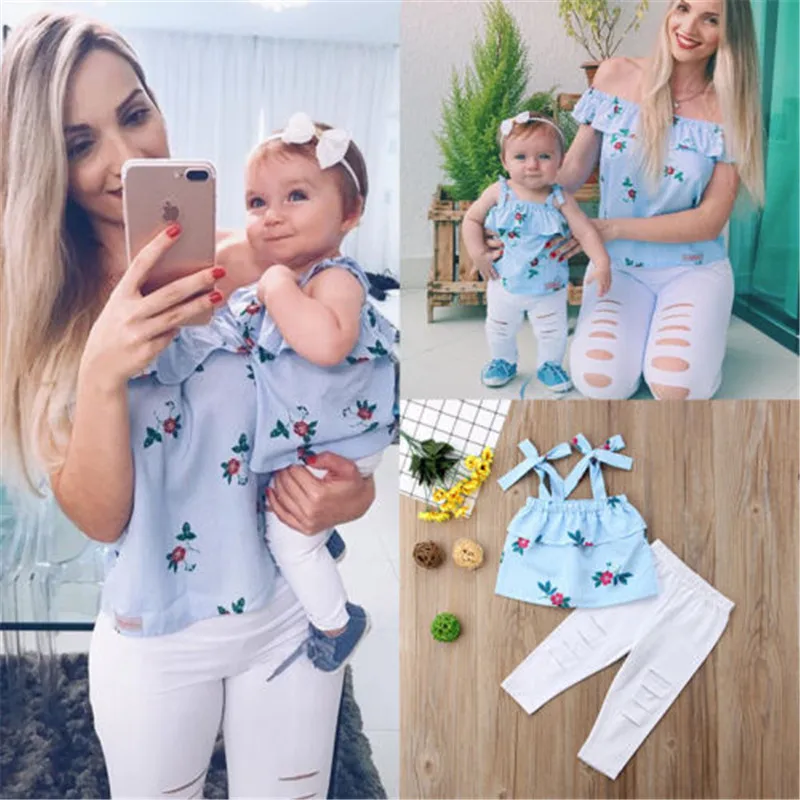 

Summer Family Matching Mother Daughter Floral Print Striped Sleeveless Tops Hole Pants Clothes Mom Girl Kid Family Look Clothing