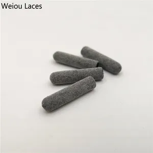 Weiou 4 шт./1 Набор 3 м светоотражающие пластиковые наконечники 22 мм * 5 мм роскошные серые Aglets для толстовок шнурки DIY наборы кроссовок - изображение