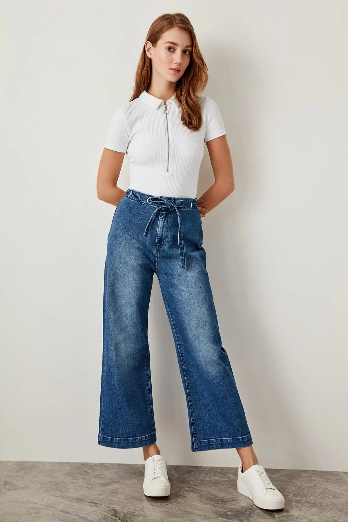 wide high waist jeans